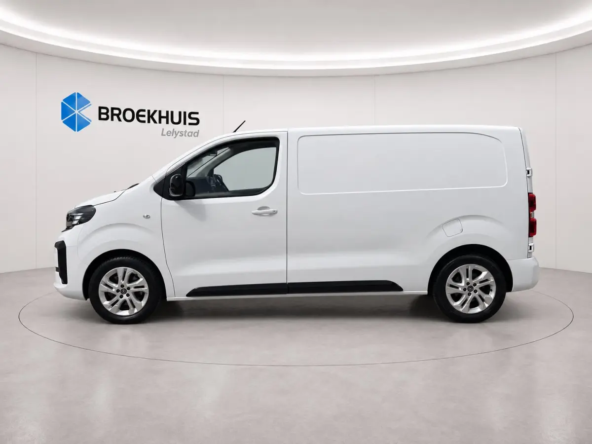 2.0D 145PK L2H1 INNOVATION AUTOMAAT NAVI / CLIMA / FULL-LED / 17" LMV / AFN. TREKHAAK / WINTERPAKKET / 1E EIGENAAR / UNIEK !!