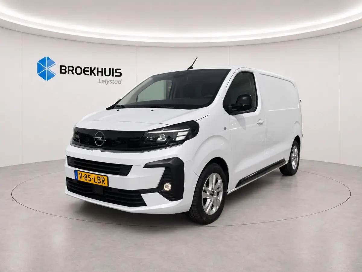 2.0D 145PK L2H1 INNOVATION AUTOMAAT NAVI / CLIMA / FULL-LED / 17" LMV / AFN. TREKHAAK / WINTERPAKKET / 1E EIGENAAR / UNIEK !!