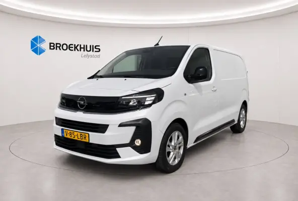 2.0D 145PK L2H1 INNOVATION AUTOMAAT NAVI / CLIMA / FULL-LED / 17" LMV / AFN. TREKHAAK / WINTERPAKKET / 1E EIGENAAR / UNIEK !!