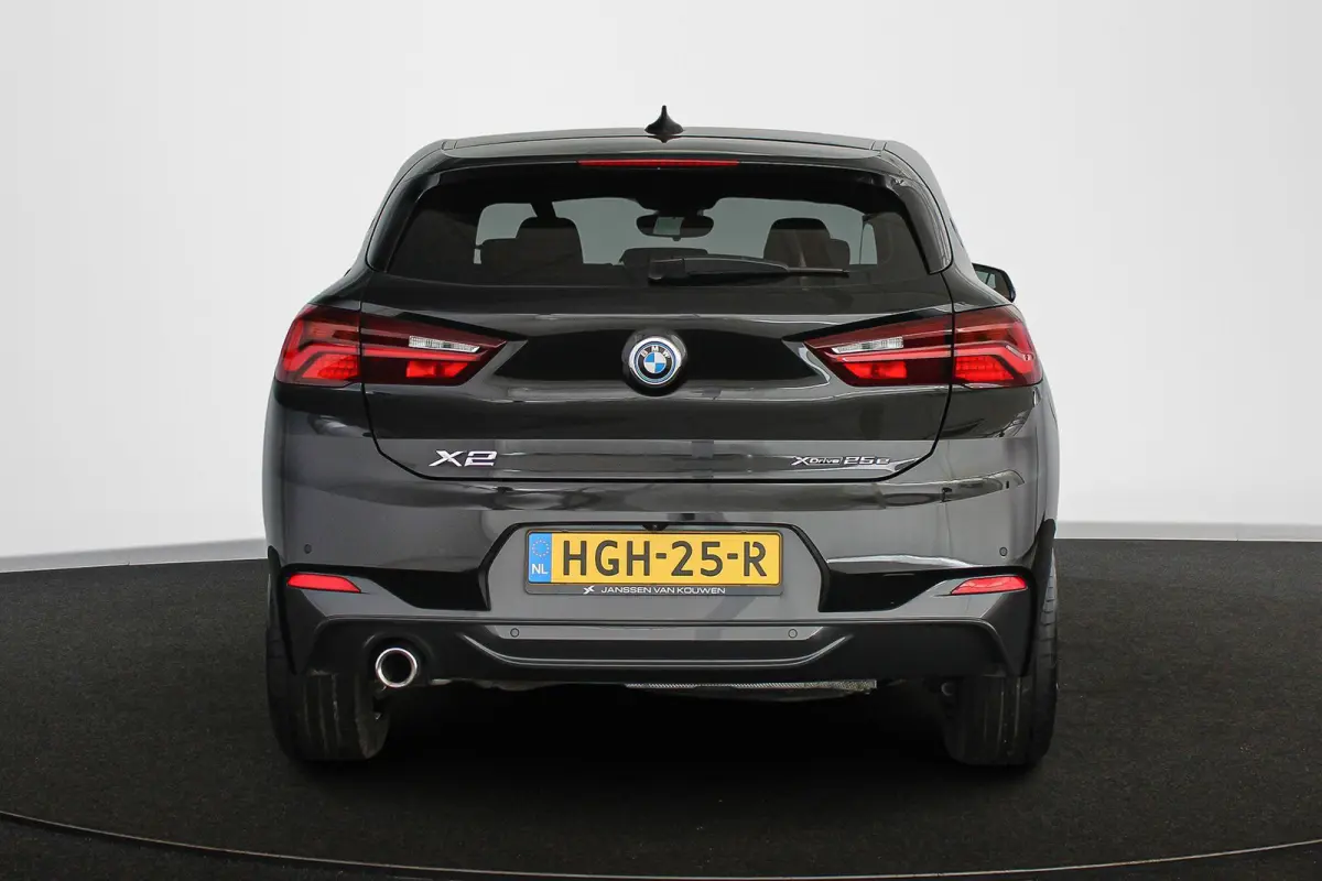 xDrive25e High Executive M Sport Panoramadak Keyless Rood Leder
