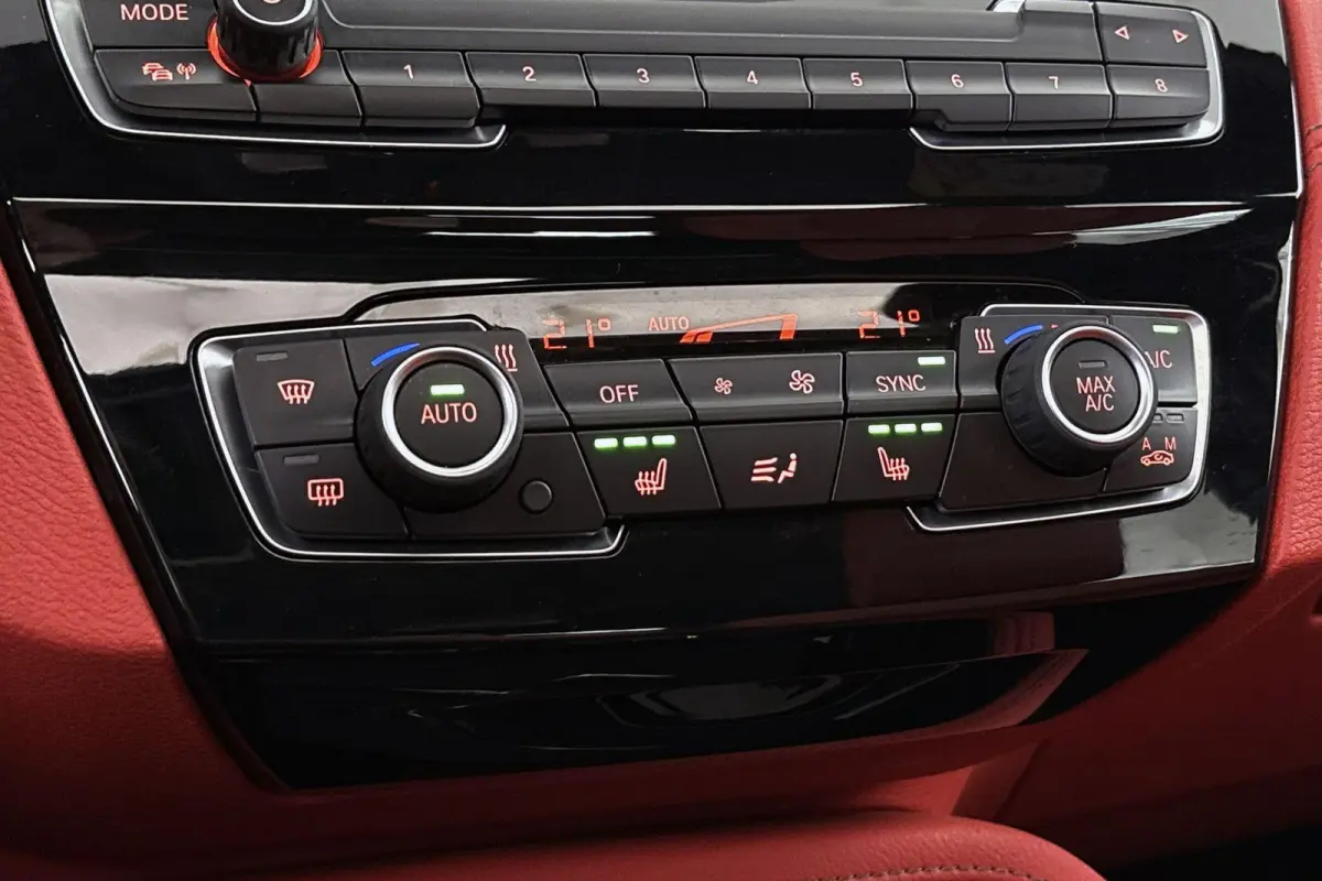 xDrive25e High Executive M Sport Panoramadak Keyless Rood Leder