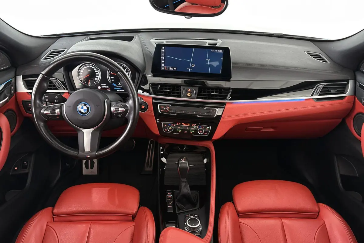 xDrive25e High Executive M Sport Panoramadak Keyless Rood Leder