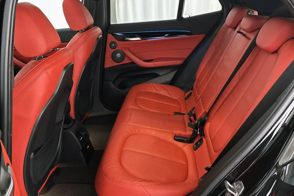 xDrive25e High Executive M Sport Panoramadak Keyless Rood Leder