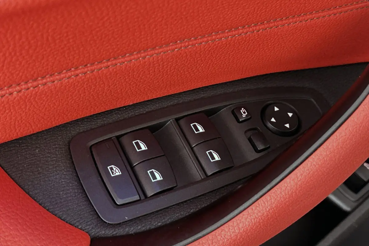 xDrive25e High Executive M Sport Panoramadak Keyless Rood Leder