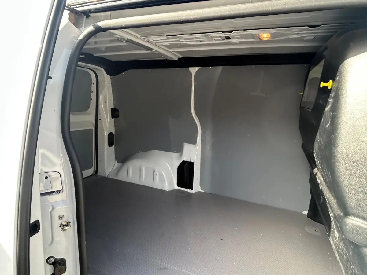 2.0 BlueHDi 145PK L2 Airco/3-Persoons/Pdc/Trekhaak/Camera/21.000KM!!!