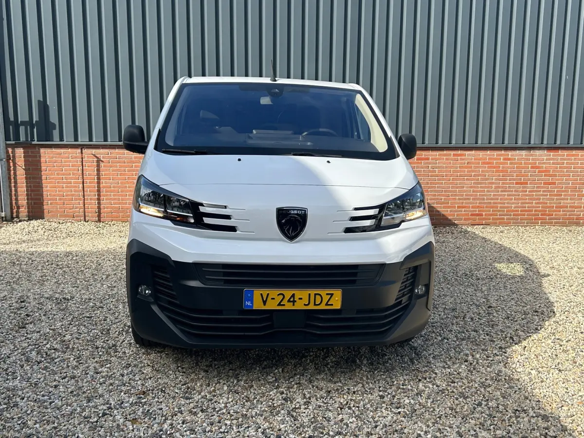 2.0 BlueHDi 145PK L2 Airco/3-Persoons/Pdc/Trekhaak/Camera/21.000KM!!!