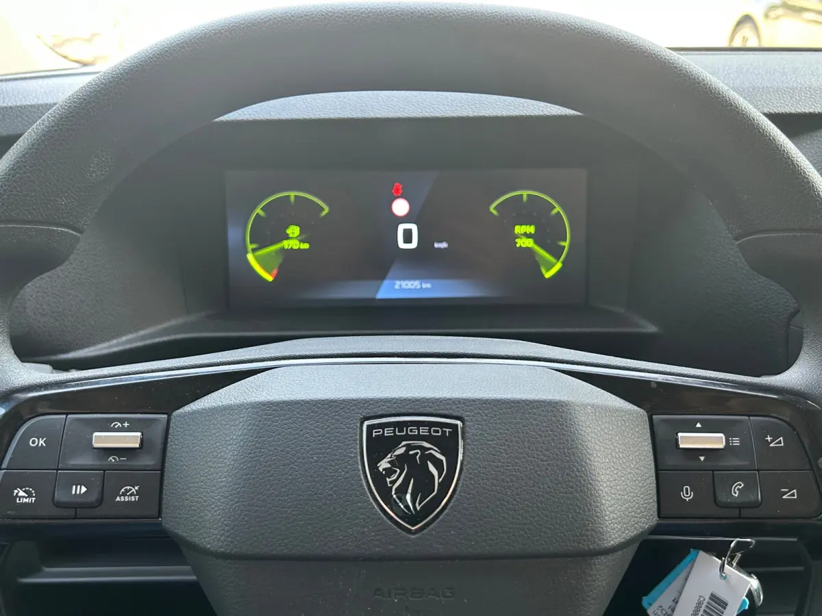 2.0 BlueHDi 145PK L2 Airco/3-Persoons/Pdc/Trekhaak/Camera/21.000KM!!!