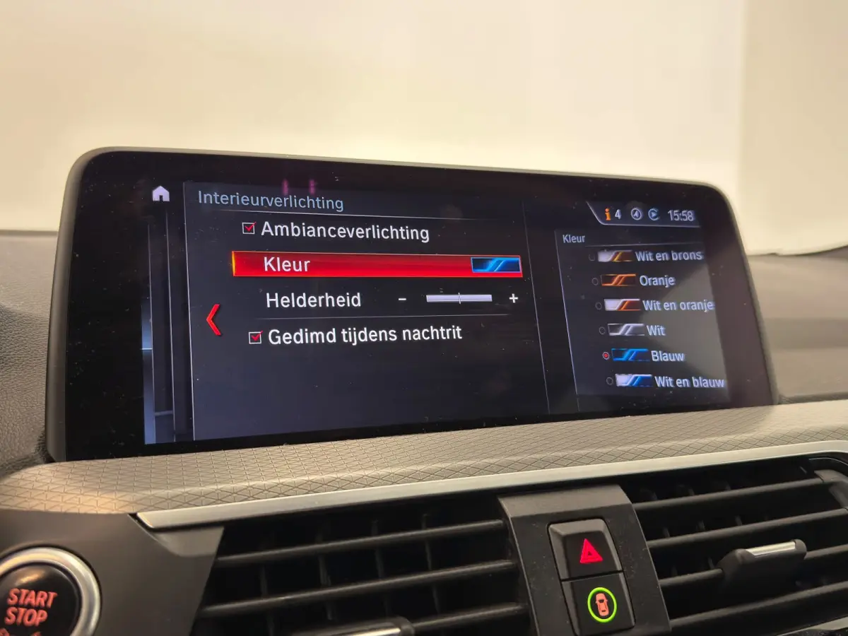 XDrive20i High Executive / M-pakket / Shadow Line / HUD
