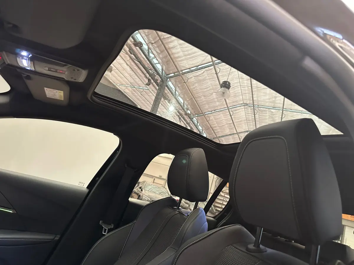 1.2 Hybrid 136 e-DCS6 GT Afneembare Trekhaak | Panorama Dak | Camera Voor + Achter | 17" Lichtmetaal | LED | Navigatie | Achteruitrijcamera | Afneembare Trekhaak | Apple Carplay/Android Auto