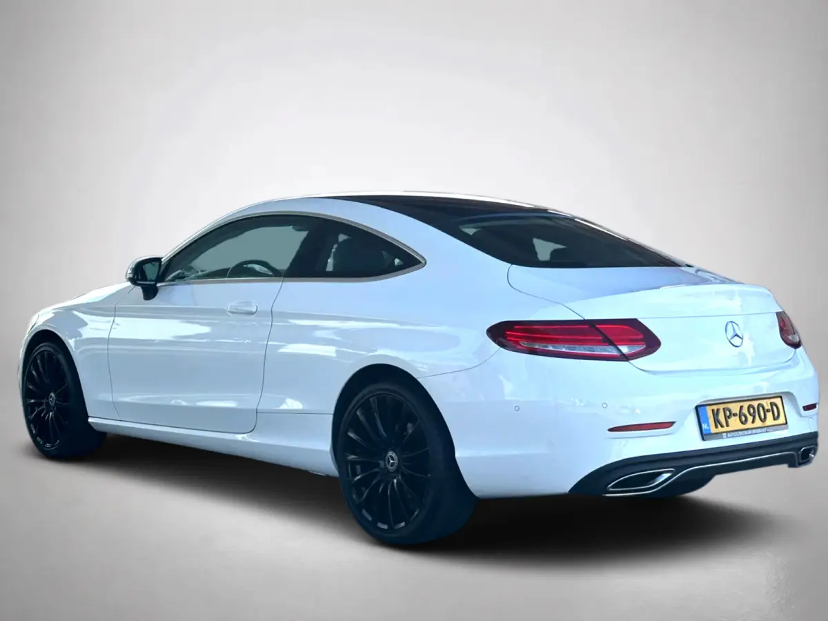 180 Ambition AMG Automaat (Goed onderhoud, NL-auto, Carplay, Navi, Parkeersensoren, Airco, Etc)