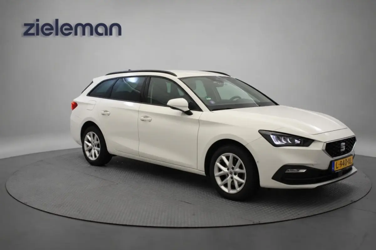 1.0 TSI Style Business Intense - Digitaal Cockpit, Carplay, Camera