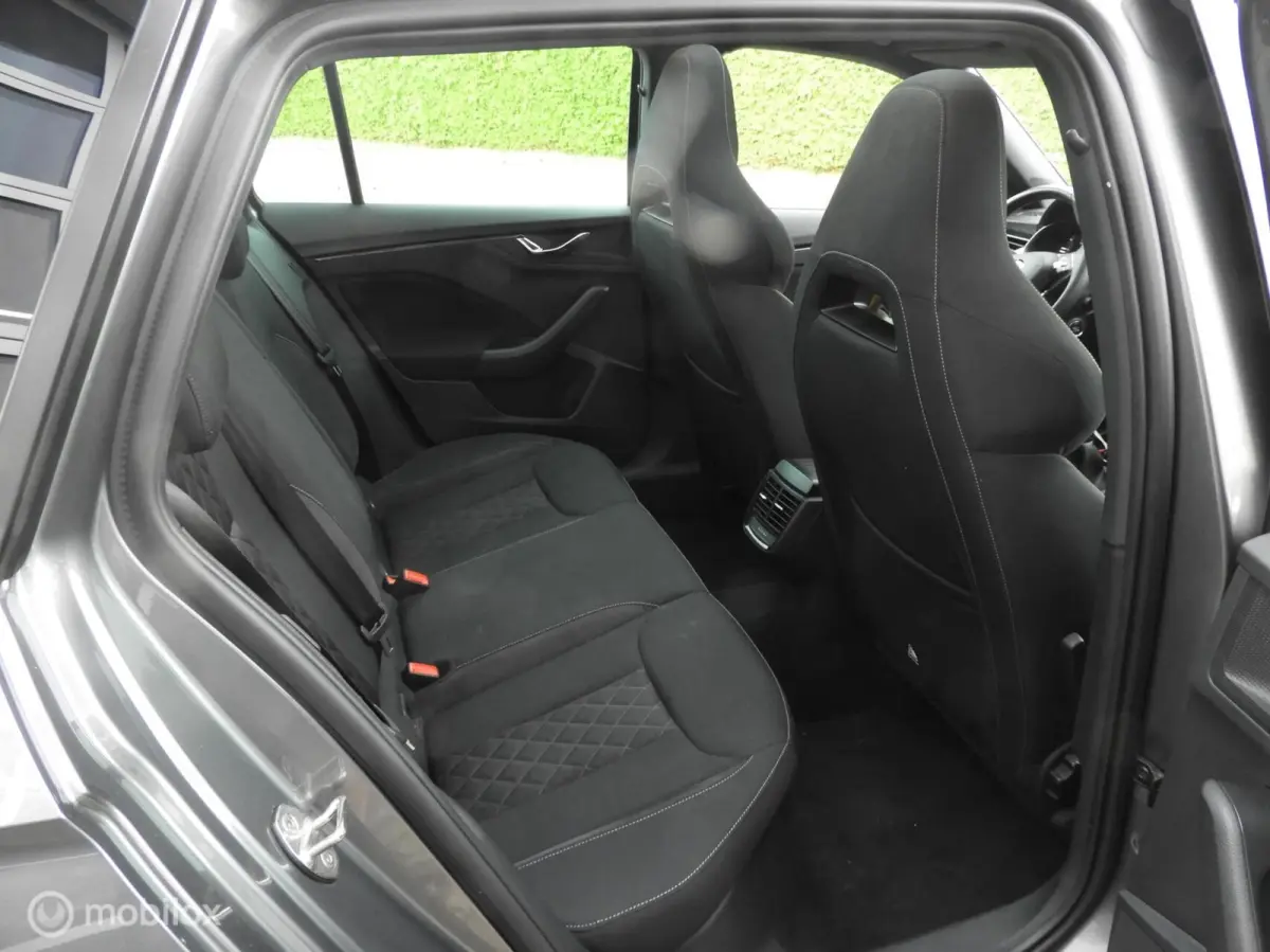 1.0 TSI Business Edition