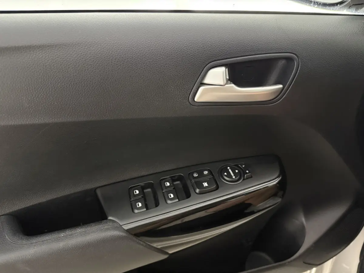 1.0 DPi DynamicLine | Airco | Camera | Carplay | Stoel/Stuurverw.