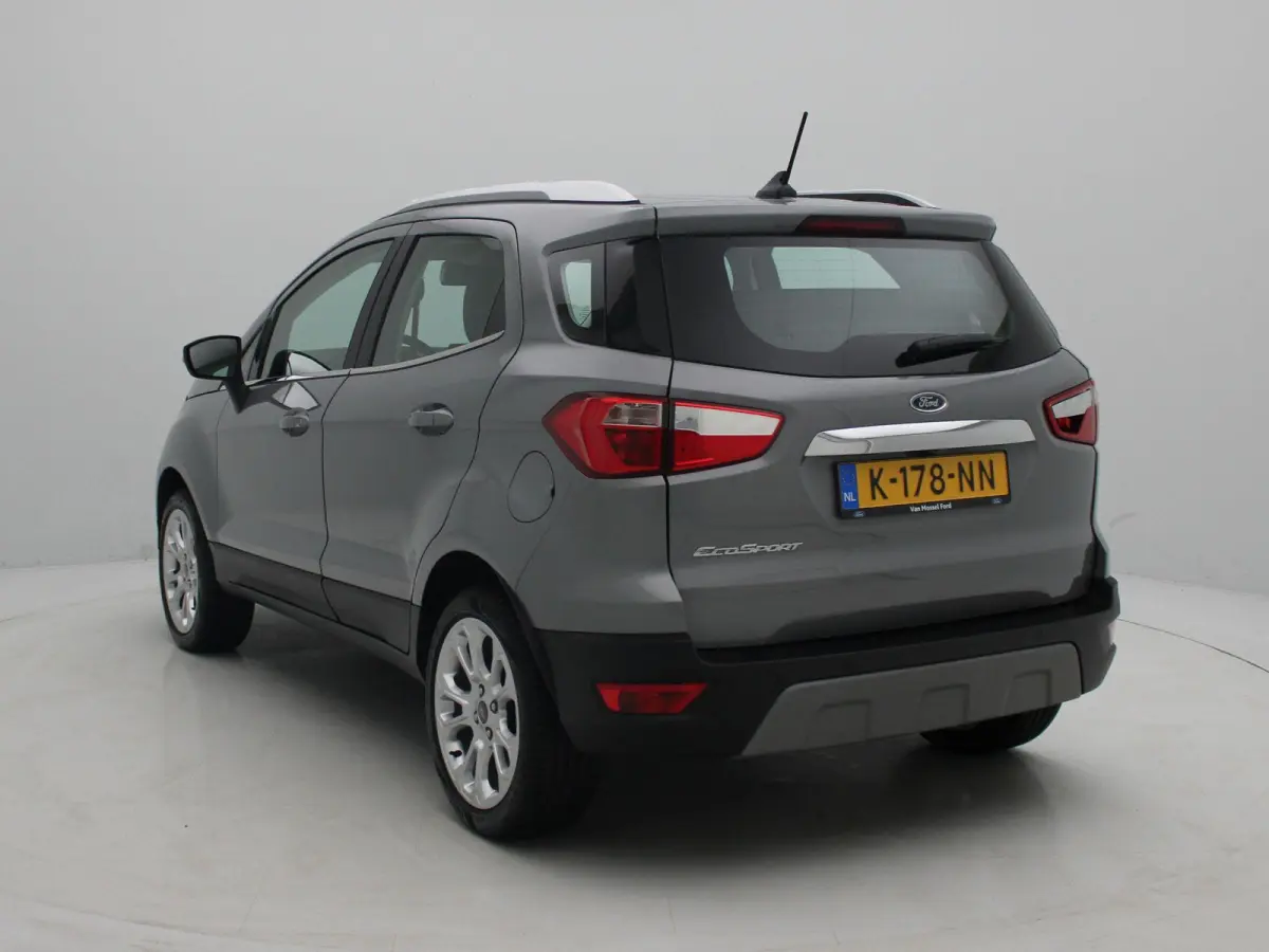 1.0 EcoBoost Titanium | Camera | Apple Carplay | Climate Control |
