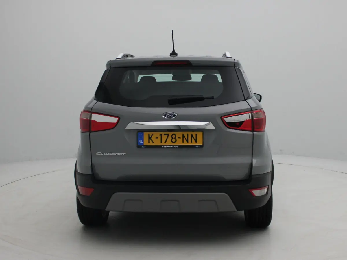 1.0 EcoBoost Titanium | Camera | Apple Carplay | Climate Control |