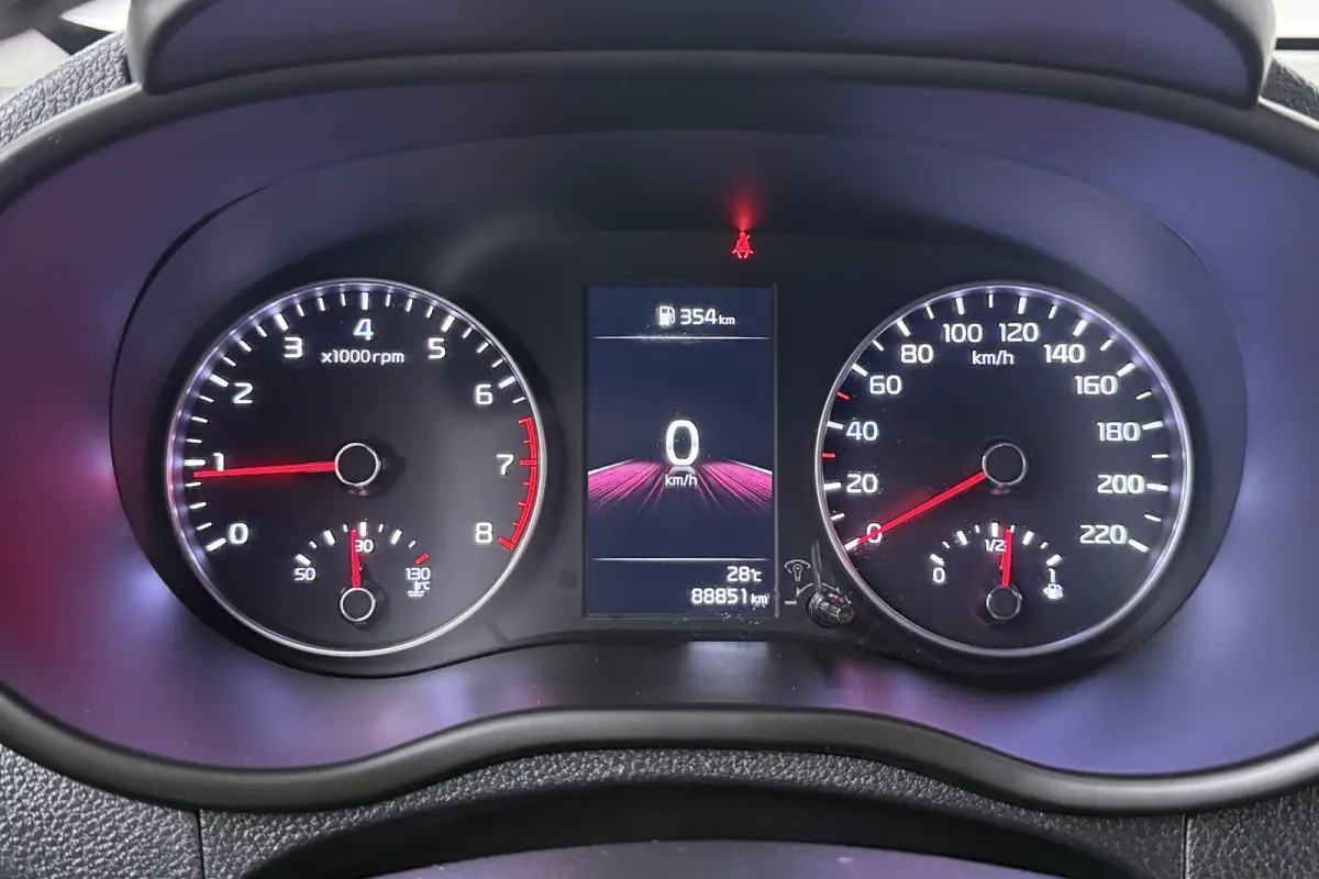 1.0 DPi DynamicLine Camera Carplay Cruise DAB 14'LMV