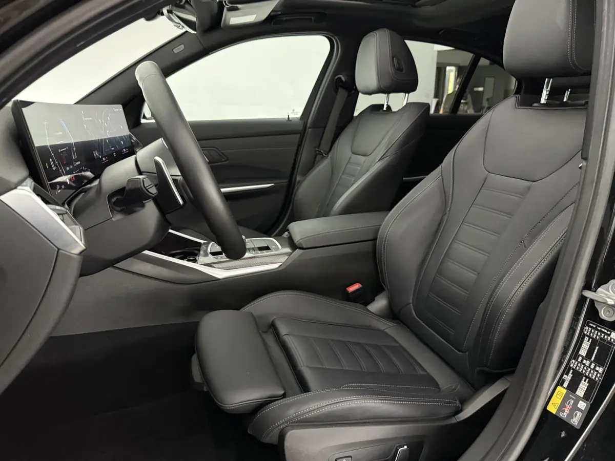 320e M-Sport | Pano | Virtual | Camera | Sfeer | Memory | Carplay | LED | Cruise | Leder