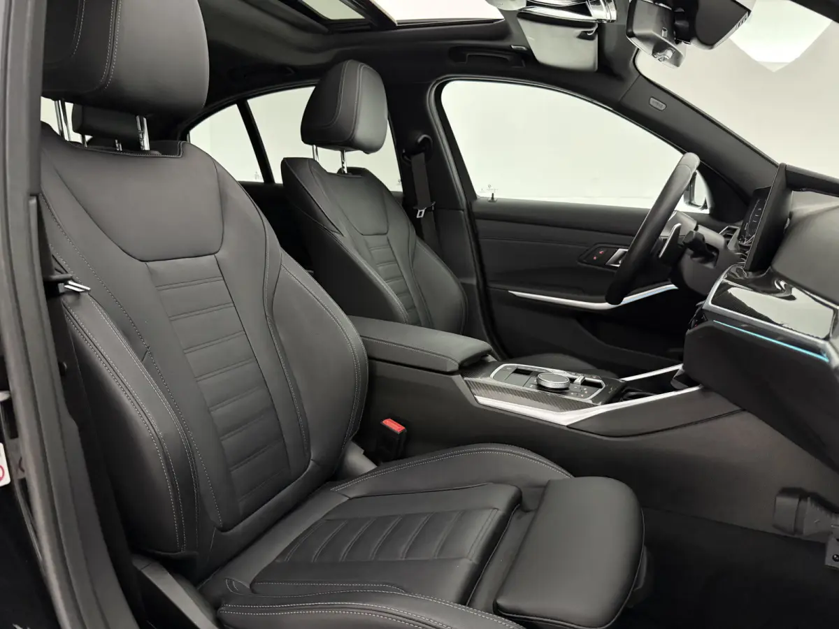 320e M-Sport | Pano | Virtual | Camera | Sfeer | Memory | Carplay | LED | Cruise | Leder