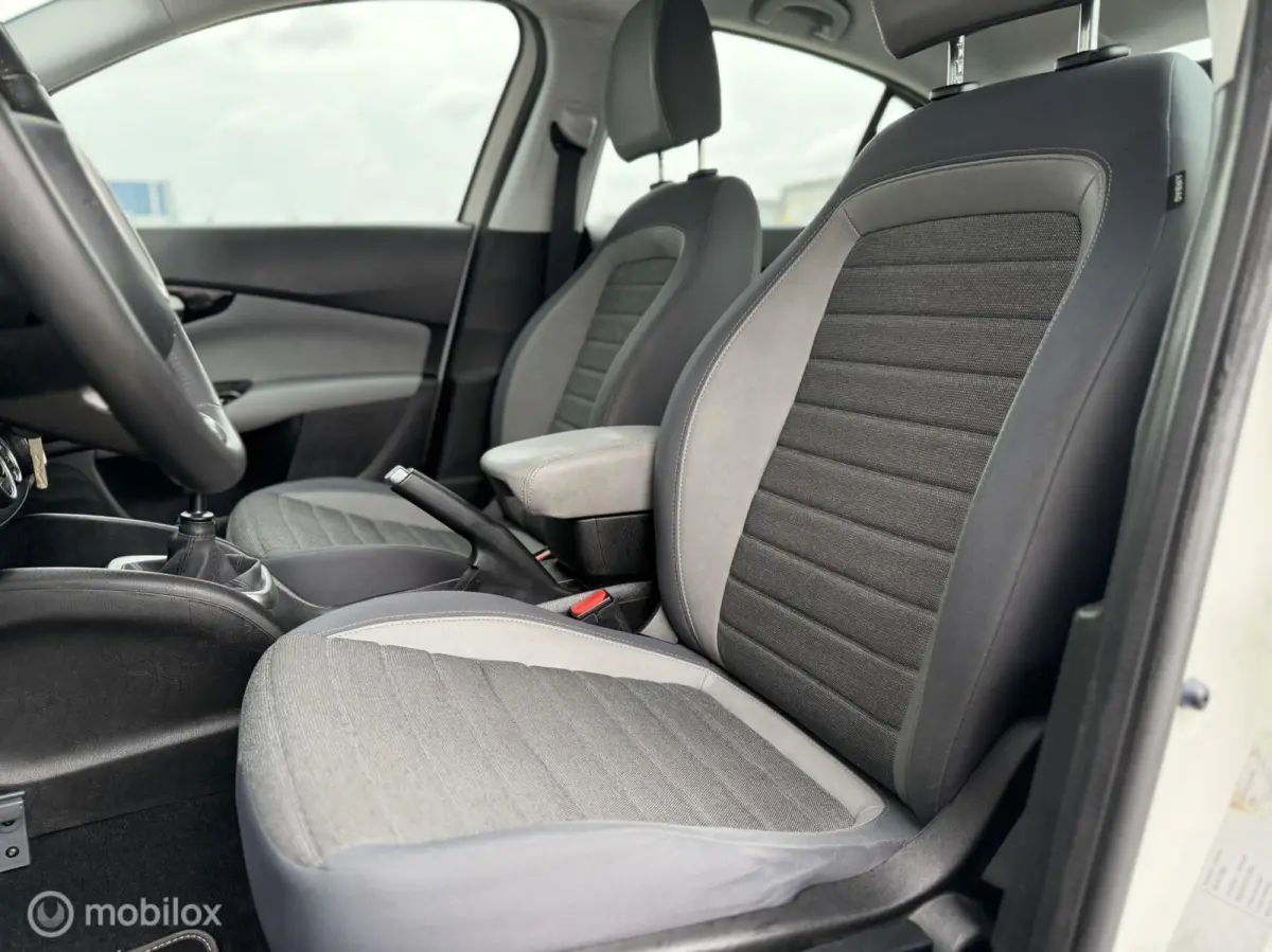 1.4 16V Lounge 2016|100% O-houd|17 Inch|Luxe|Navi|