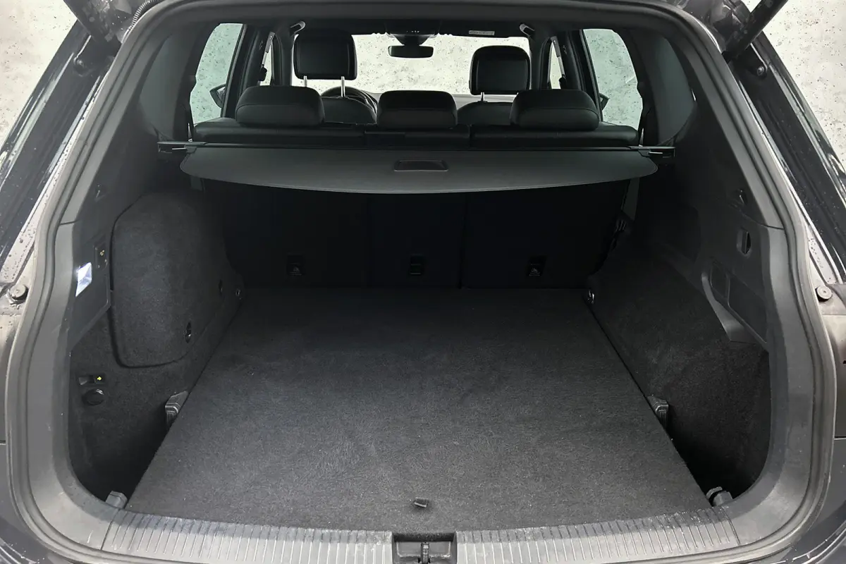 1.4 TSI e-Hybrid PHEV Xcellence | Trekhaak | Adaptieve cruise control | Camera | LED