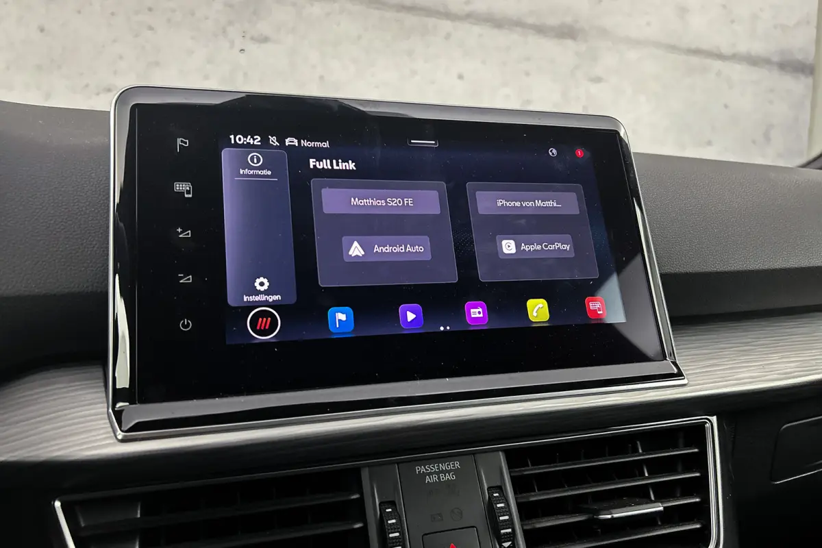 1.4 TSI e-Hybrid PHEV Xcellence | Trekhaak | Adaptieve cruise control | Camera | LED