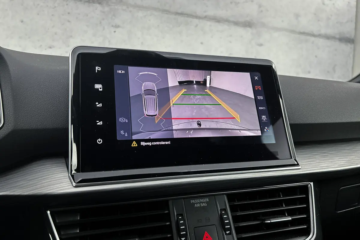 1.4 TSI e-Hybrid PHEV Xcellence | Trekhaak | Adaptieve cruise control | Camera | LED