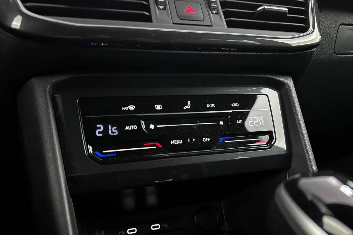 1.4 TSI e-Hybrid PHEV Xcellence | Trekhaak | Adaptieve cruise control | Camera | LED