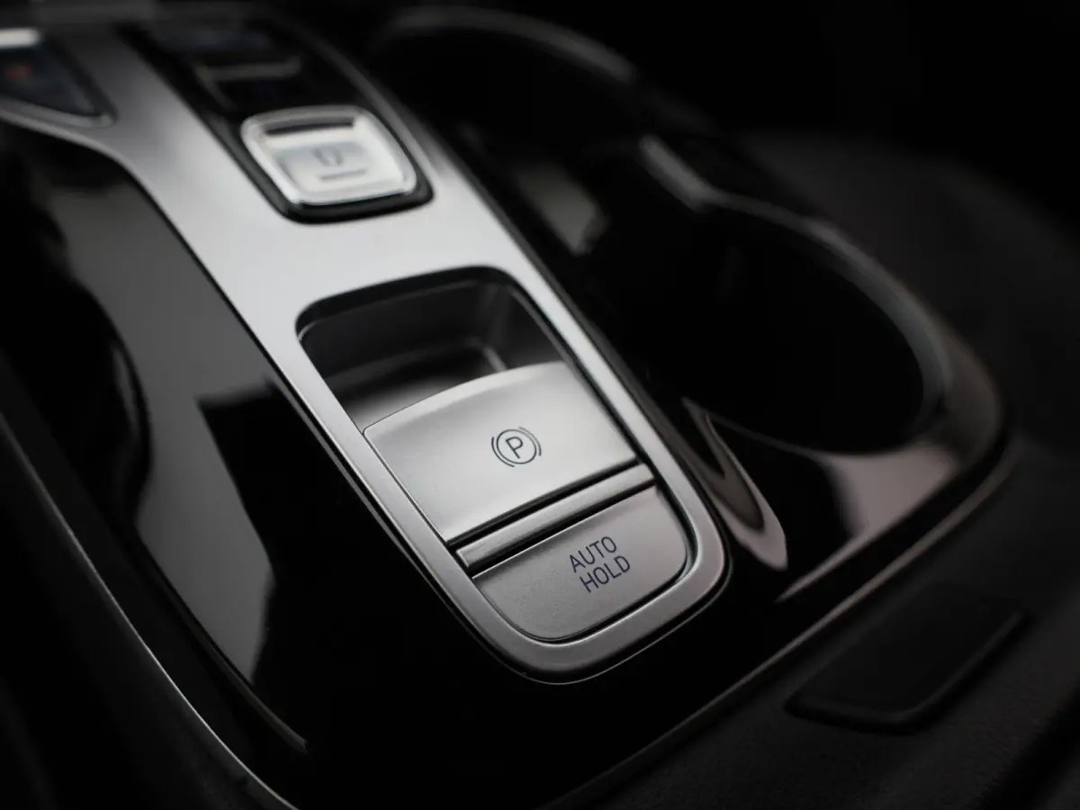 1.6 T-GDI MHEV Comfort Smart | 360 CAMERA | STOELKOELING | STOELVERWARMING | STUURVERWARMING | ELEKTRISCHE KOFFERKLEP | APPLE CARPLAY - ANDROID AUTO | LEDER |