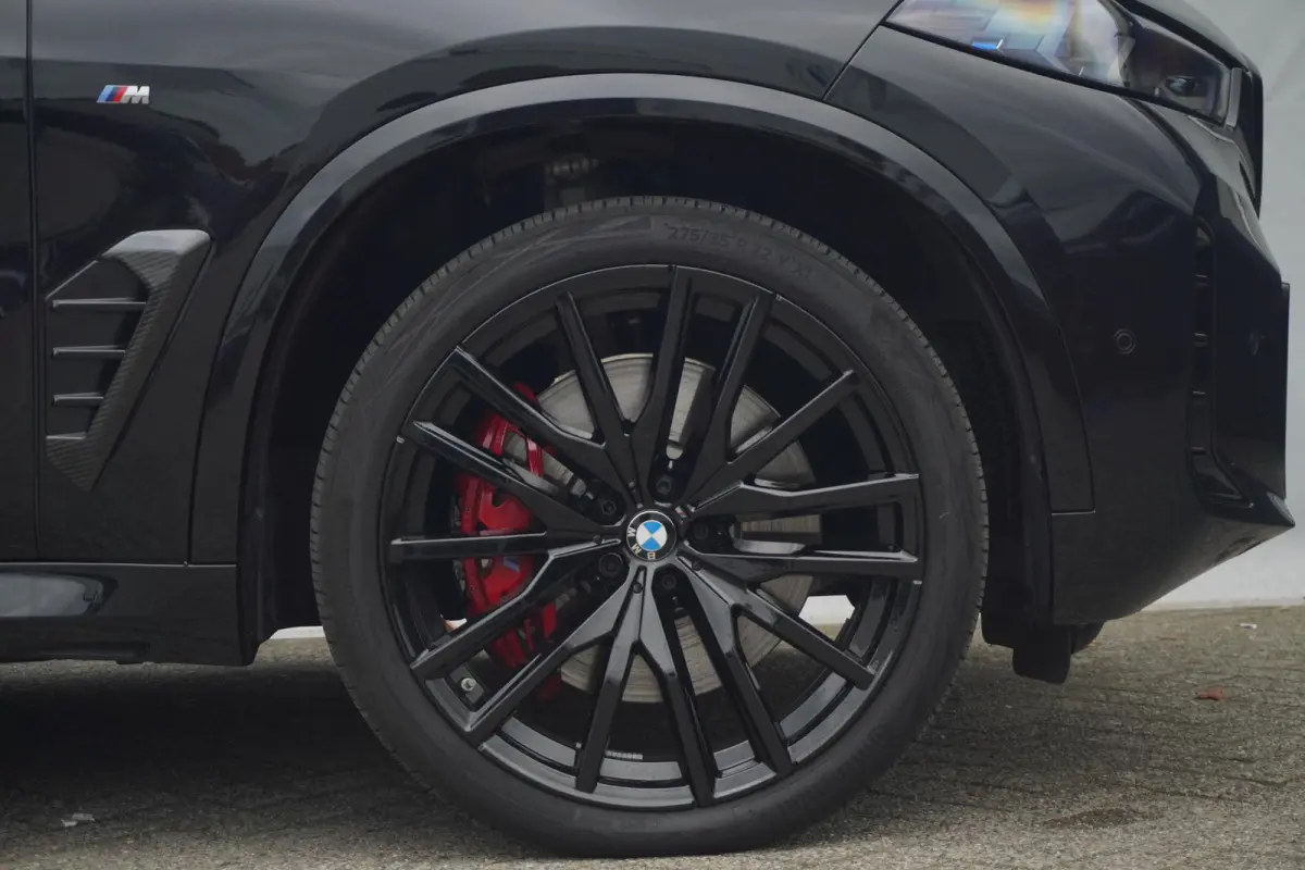 xDrive50e | M Sportpakket Pro | Panoramadak | Harman Kardon | M Multifunctionele voorstoelen | Carbon Exterieur