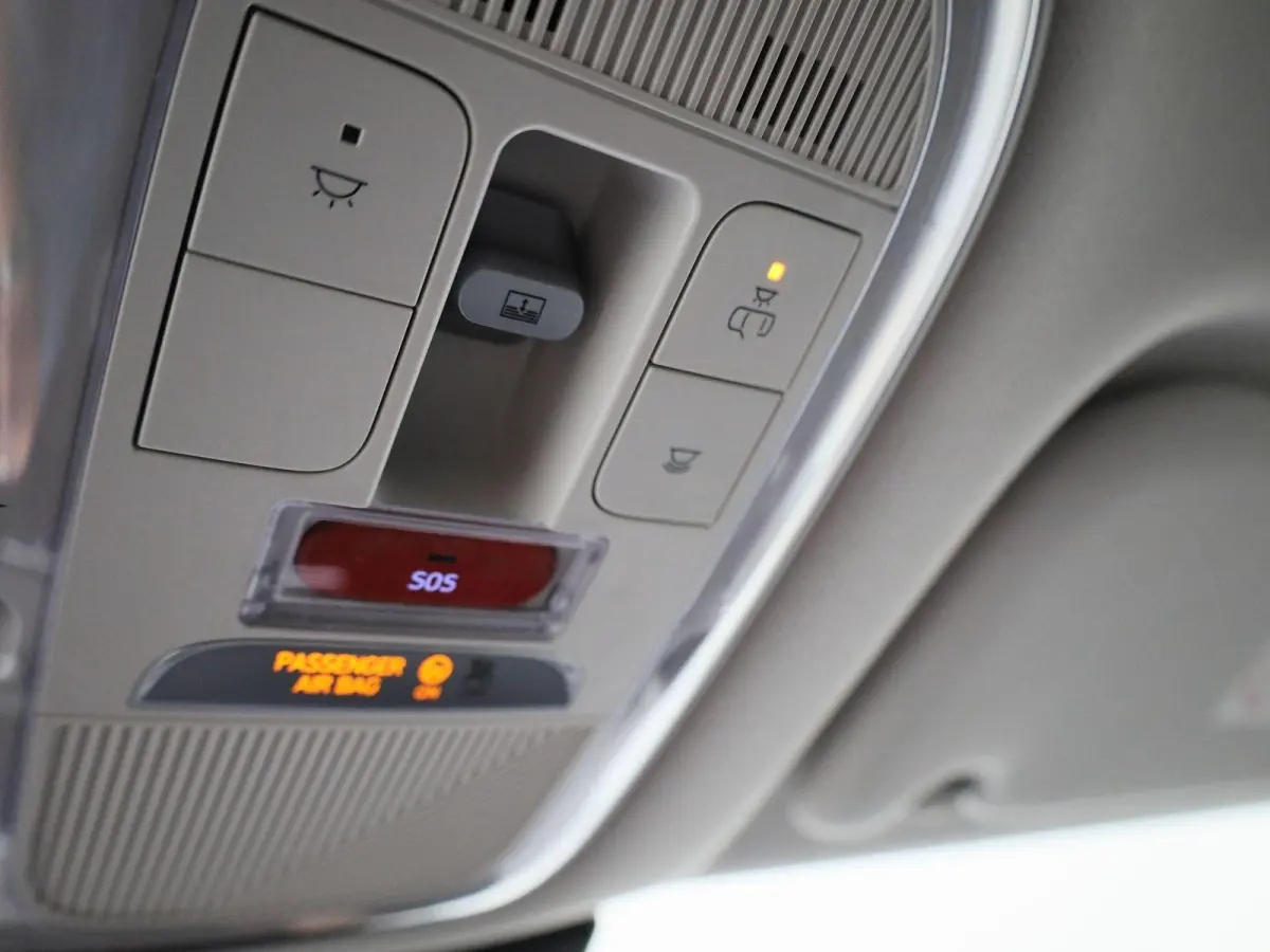 58kWh | PANORAMADAK | 360 CAMERA | BOSE | ELEKTRISCHE KOFFERKLEP | LEDER | APPLE CARPLAY - ANDROID AUTO |