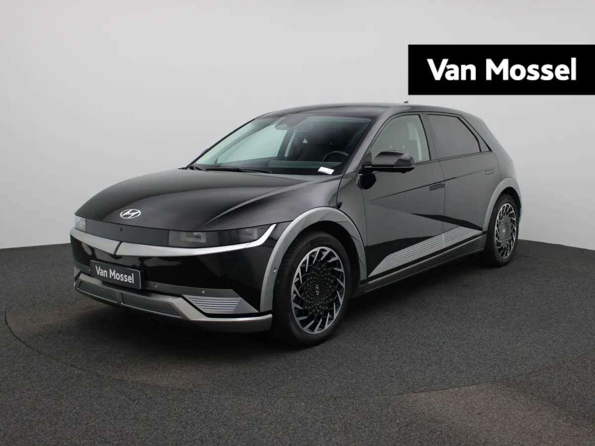 58kWh | PANORAMADAK | 360 CAMERA | BOSE | ELEKTRISCHE KOFFERKLEP | LEDER | APPLE CARPLAY - ANDROID AUTO |