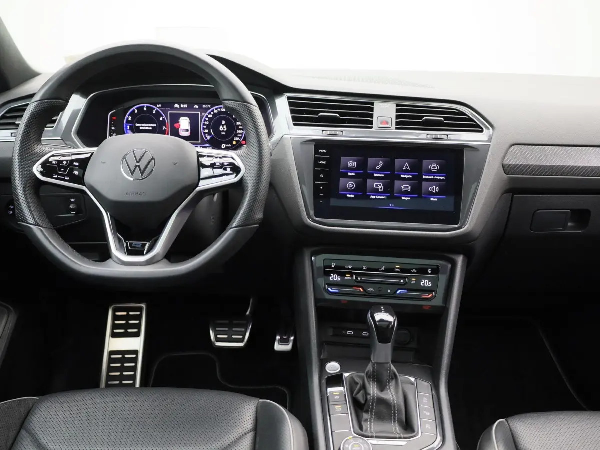 2.0 TSI 4Motion Highline 7p. | Automaat | Apple Carplay / Android Auto | Panoramadak | Head-up Display | Stoelverwarming / Stoelventilatie | Achteruitrijcamera | Parkeersensoren | Trekhaak |