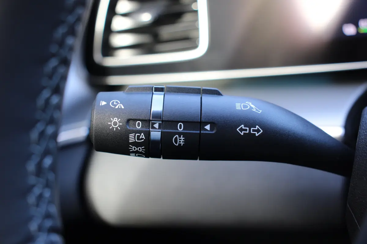 Excellence AWD 91.3 kWh 531PK! | DIRECT LEVERBAAR | PANO DAK | DYNAUDIO | 360° CAMERA | HUD | 20" LMV | KEYLESS | STOELVENTILATIE |
