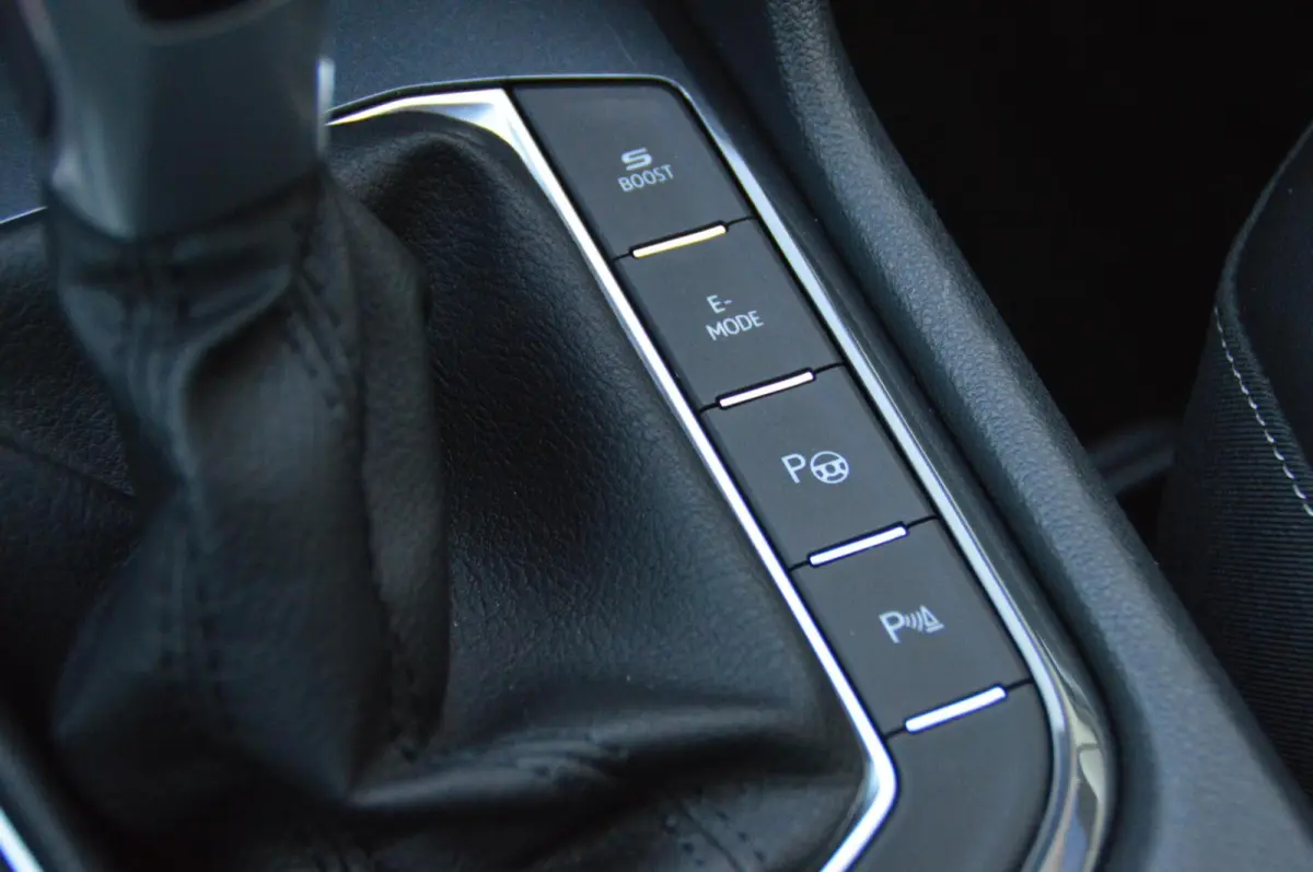 1.4 TSI e-Hybrid PHEV Xperience panoramadak