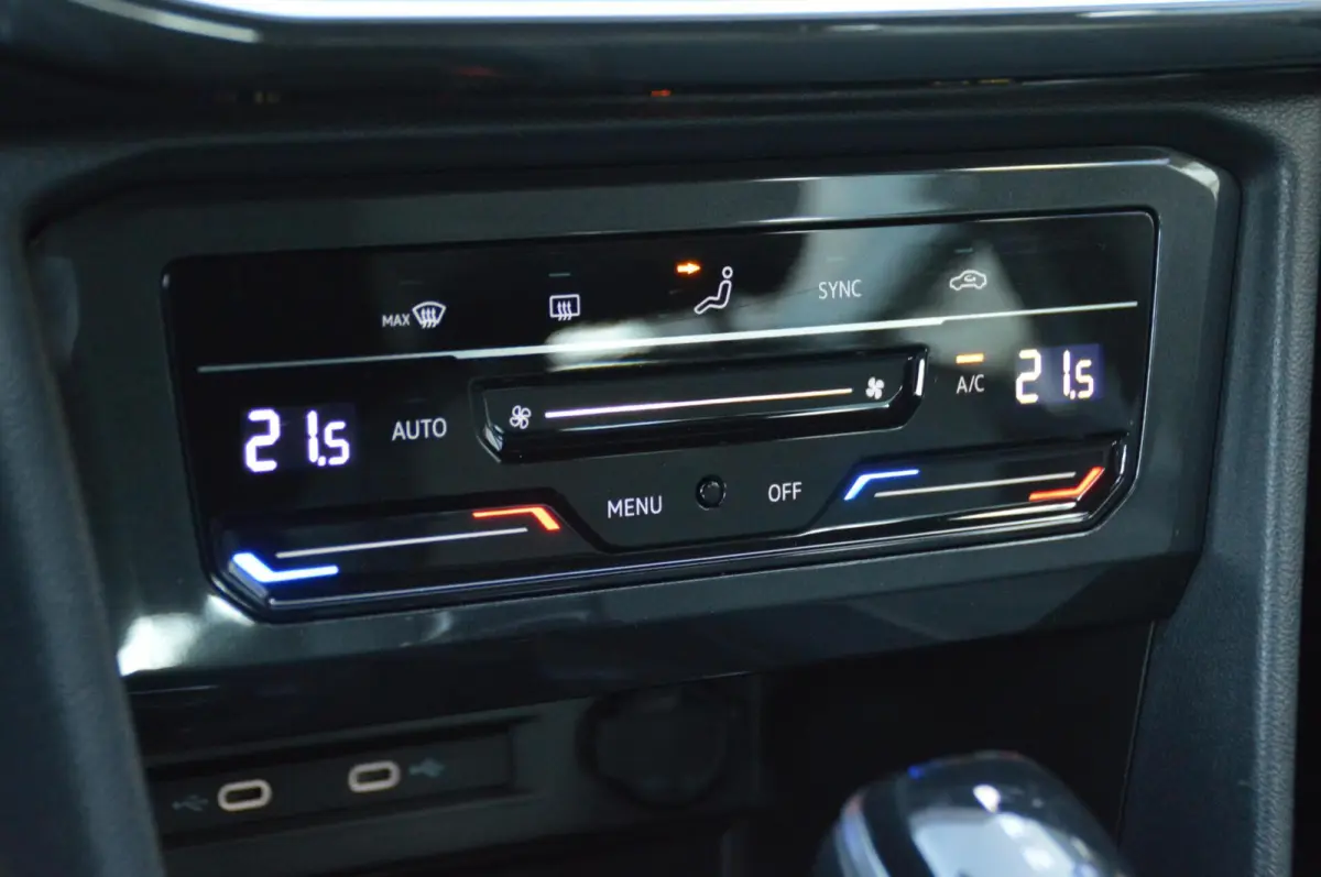 1.4 TSI e-Hybrid PHEV Xperience panoramadak