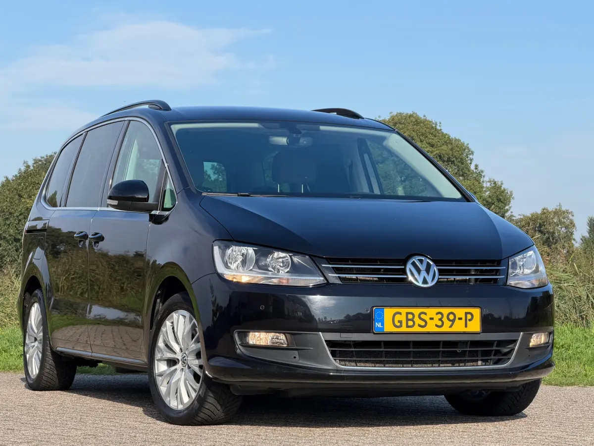 1.4 TSI Highline 7pers. Automaat - Deep Black Pearl - Clima/Camera/Cruise