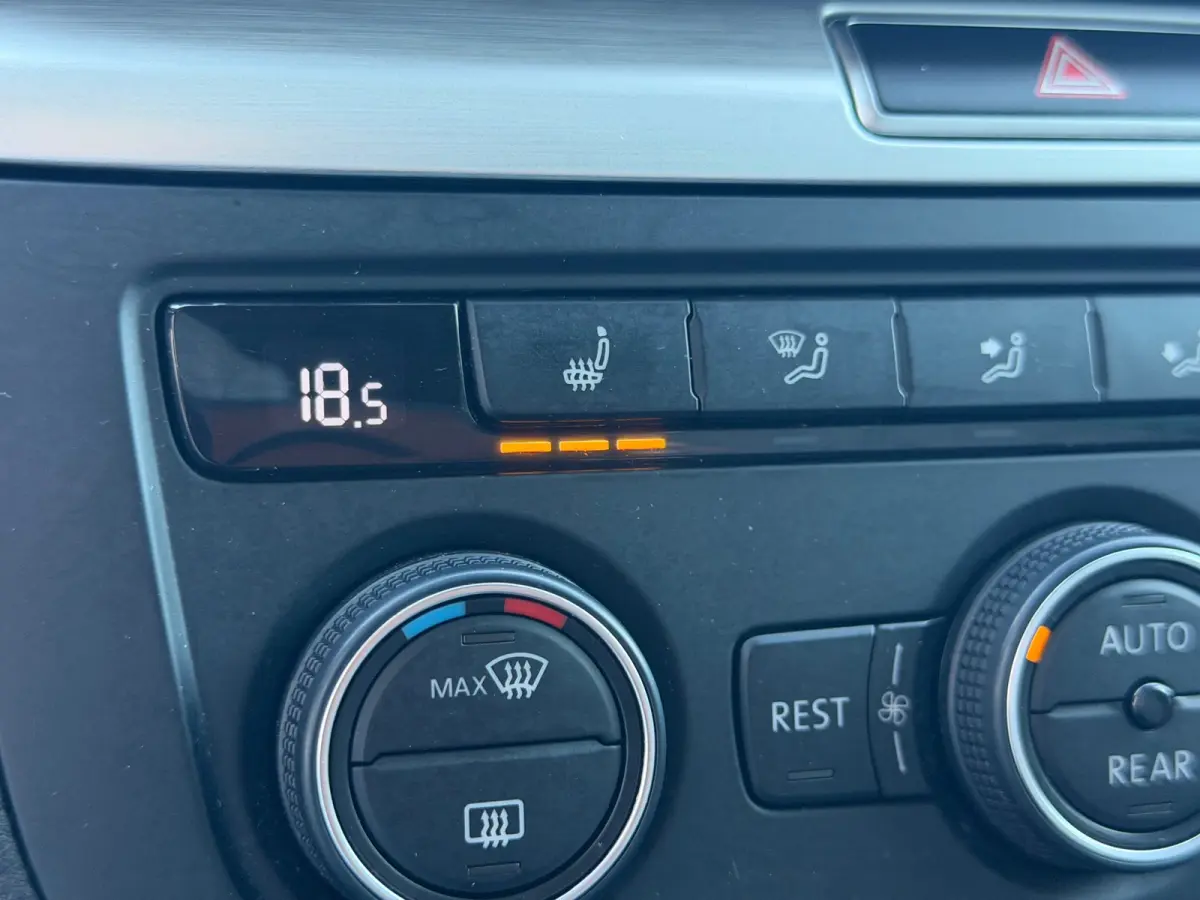 1.4 TSI Highline 7pers. Automaat - Deep Black Pearl - Clima/Camera/Cruise