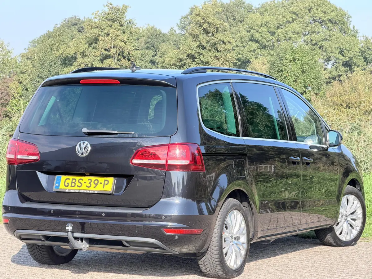 1.4 TSI Highline 7pers. Automaat - Deep Black Pearl - Clima/Camera/Cruise