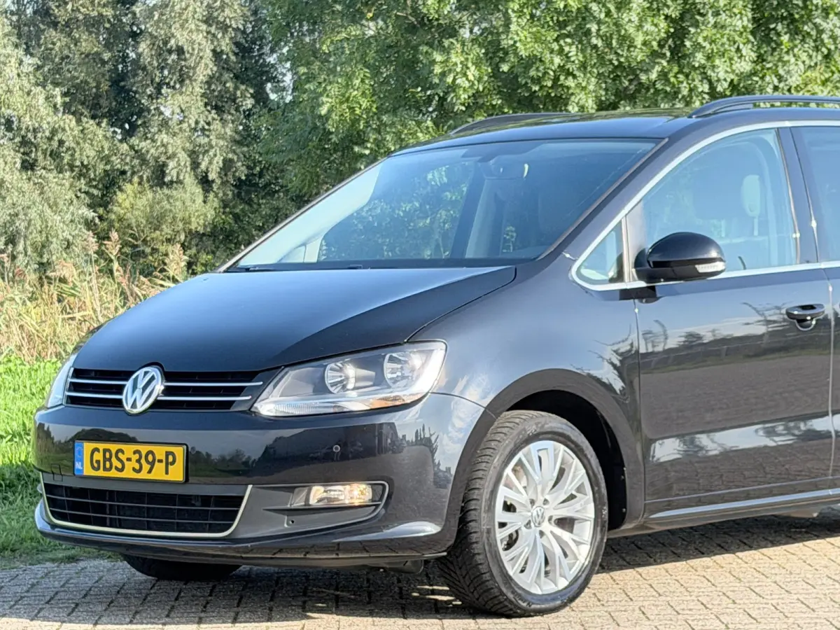 1.4 TSI Highline 7pers. Automaat - Deep Black Pearl - Clima/Camera/Cruise