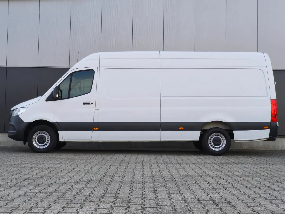 317 AUTOMAAT 3500KG TREKHAAK L3H2 CRUISE CLIMATE
