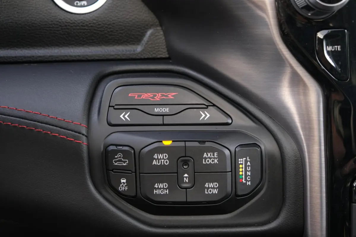 1500 4X4 6.2 V8 4x4 Crew Cab TRX|EXCL.BTW|711PK!|Pano|LPG|RAMBAR|Alpine|Stoelkoeling|Stuurwielverwarming|Carplay|