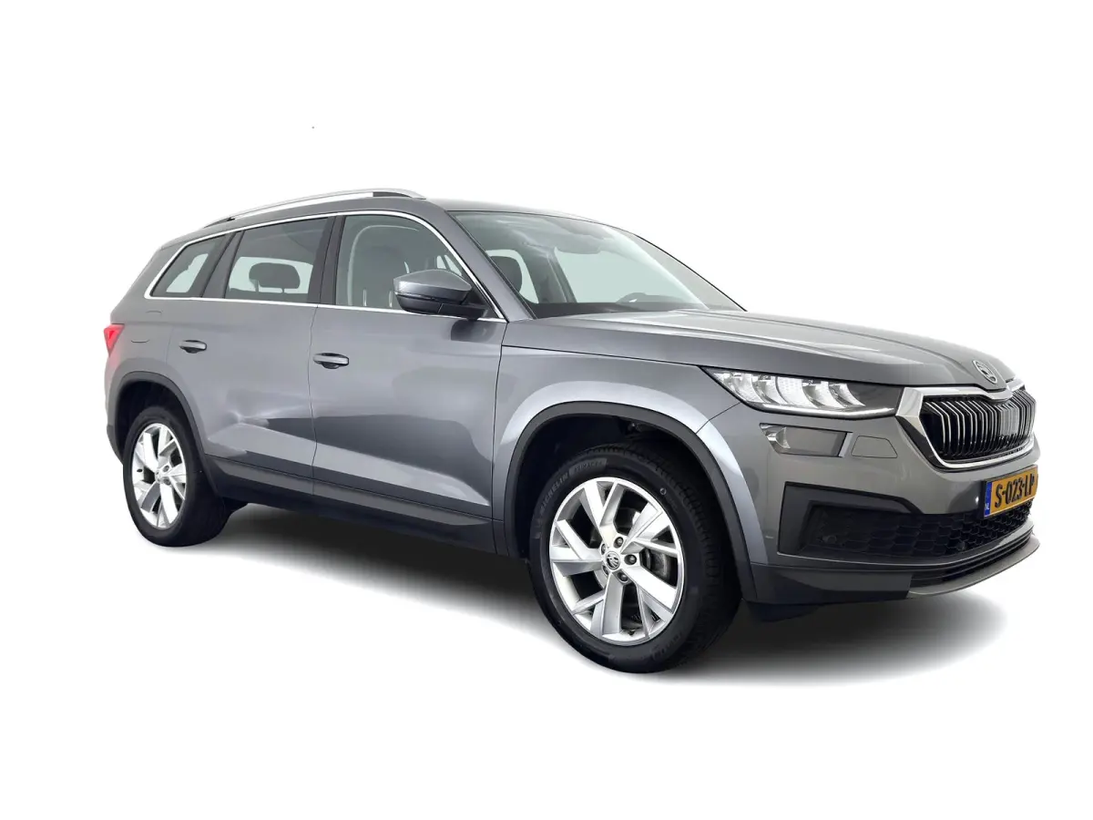 1.5 TSI Business Edition [7-Pers.] (INCL-BTW) Aut. *LEATHER-FABRIC | FULL-LED | DIGI-COCKPIT | ADAPTIVE-CRUISE | HEATED-SPORTSEATS | CAMERA | KEYLESS | NAVI-FULLMAP | AMBIENTLIGHT | DAB+ | S