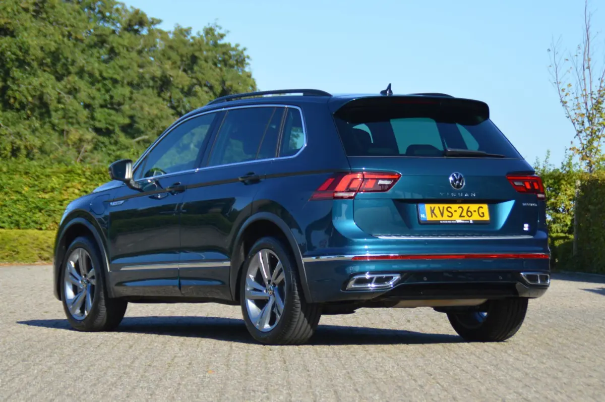 1.4 TSI 245 pk eHybrid R-Line Business+ 10.714 km!