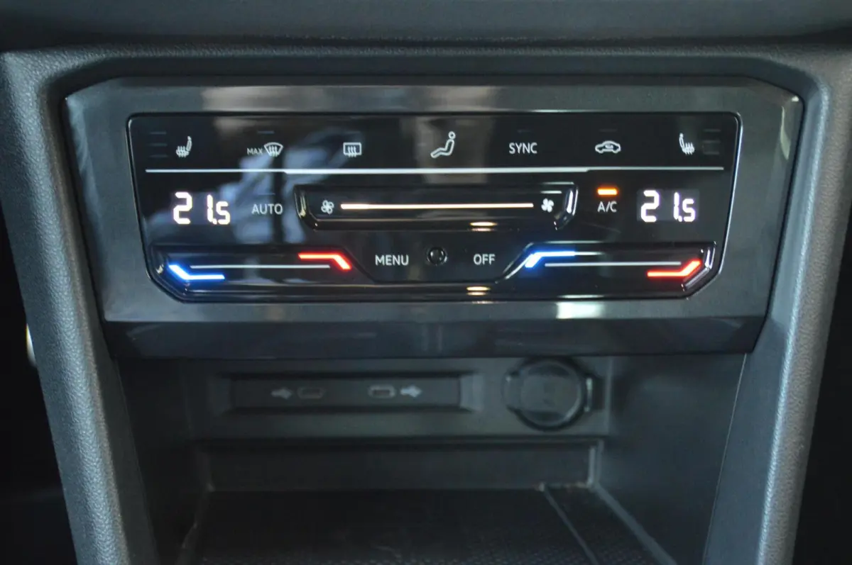 1.4 TSI 245 pk eHybrid R-Line Business+ 10.714 km!