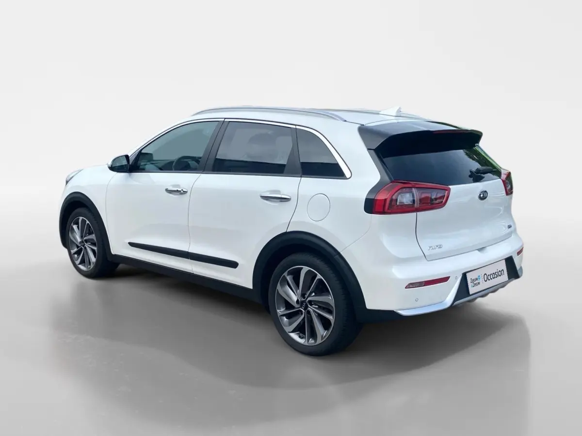 1.6 GDi Hybrid ExecutiveLine | Dodehoekdetectie | Lederen bekleding | Stoelverwarming en ventilatie | 18 inch  LM-velgen | Elektr. stoel | Parkeercamera |