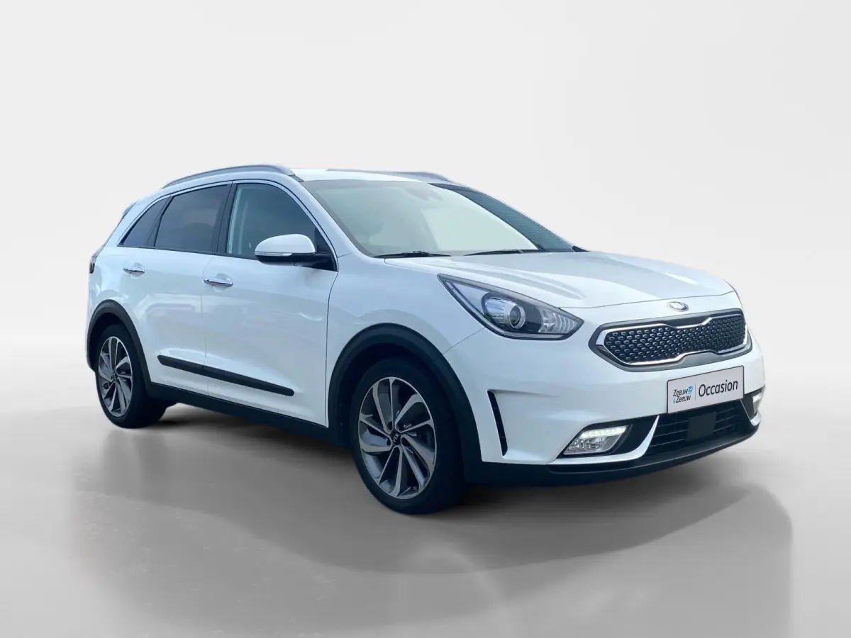 1.6 GDi Hybrid ExecutiveLine | Dodehoekdetectie | Lederen bekleding | Stoelverwarming en ventilatie | 18 inch  LM-velgen | Elektr. stoel | Parkeercamera |