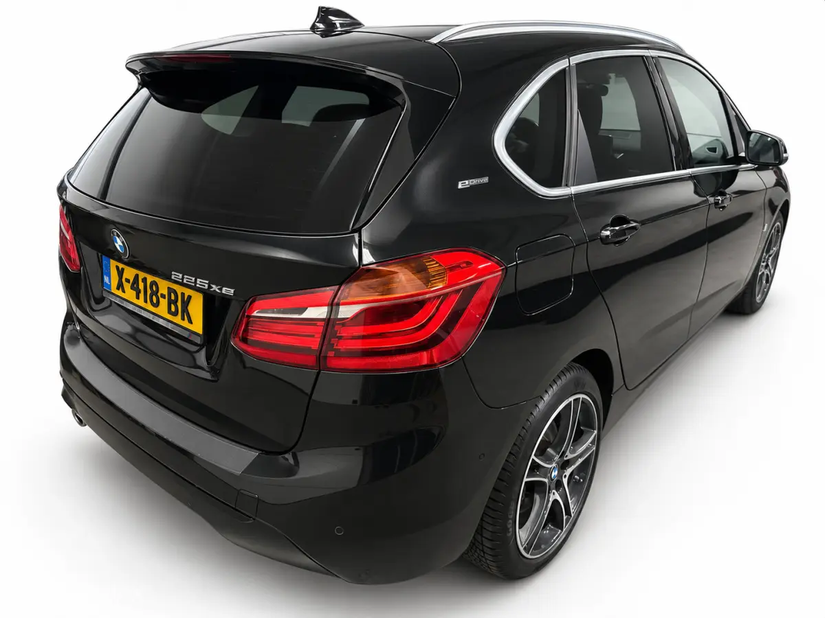 225xe iPerformance High Executive
