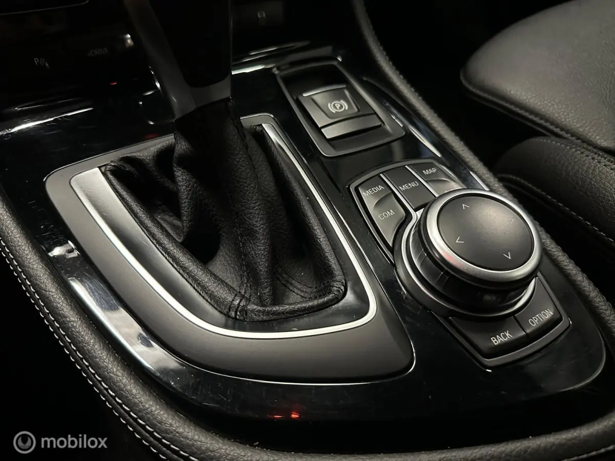 225xe iPerformance High Executive
