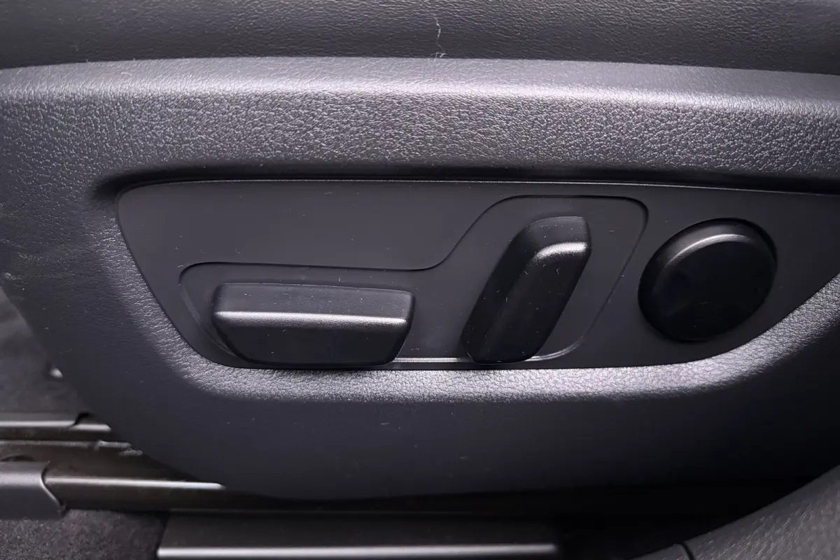 2.0 Aut. e-SkyActiv-G Premium Leder Memory Camera Head-Up Display