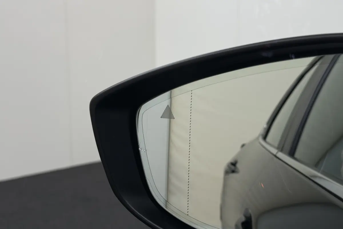 2.0 Aut. e-SkyActiv-G Premium Leder Memory Camera Head-Up Display
